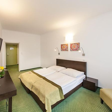 פראג Hotel Vitkov מראה חיצוני תמונה